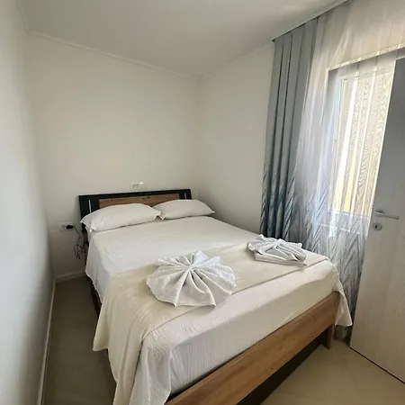 Arsa Apartament